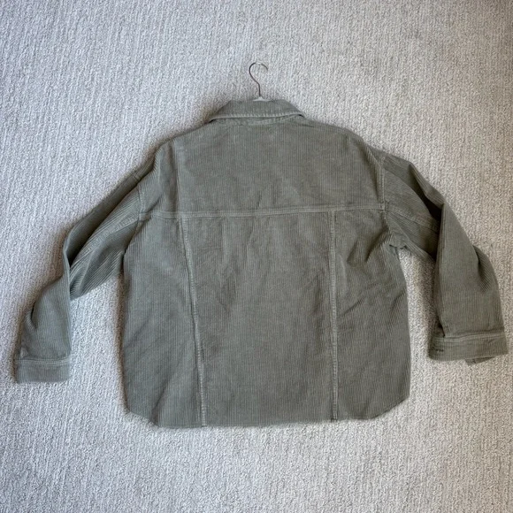ZARA- Western Green Corduroy Shacket with Frayed Hem - Picture 7 of 7